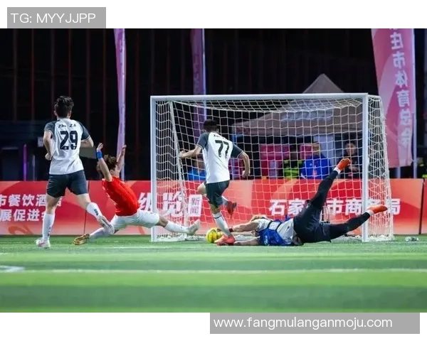 足球明星齐聚一堂激情对决精彩赛事回顾与球迷互动盛况 足球明星齐聚一堂激情对决精彩赛事回顾与球迷互动盛况