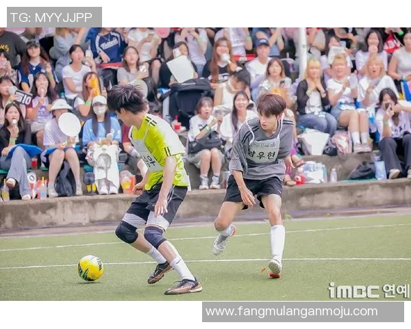 偶像与足球明星的魅力交汇探讨日语文化中的体育偶像现象