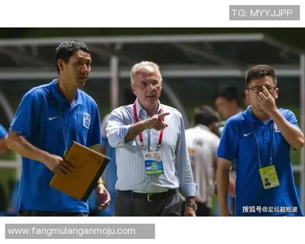 足球明星与教练激烈冲突背后的真相与影响分析